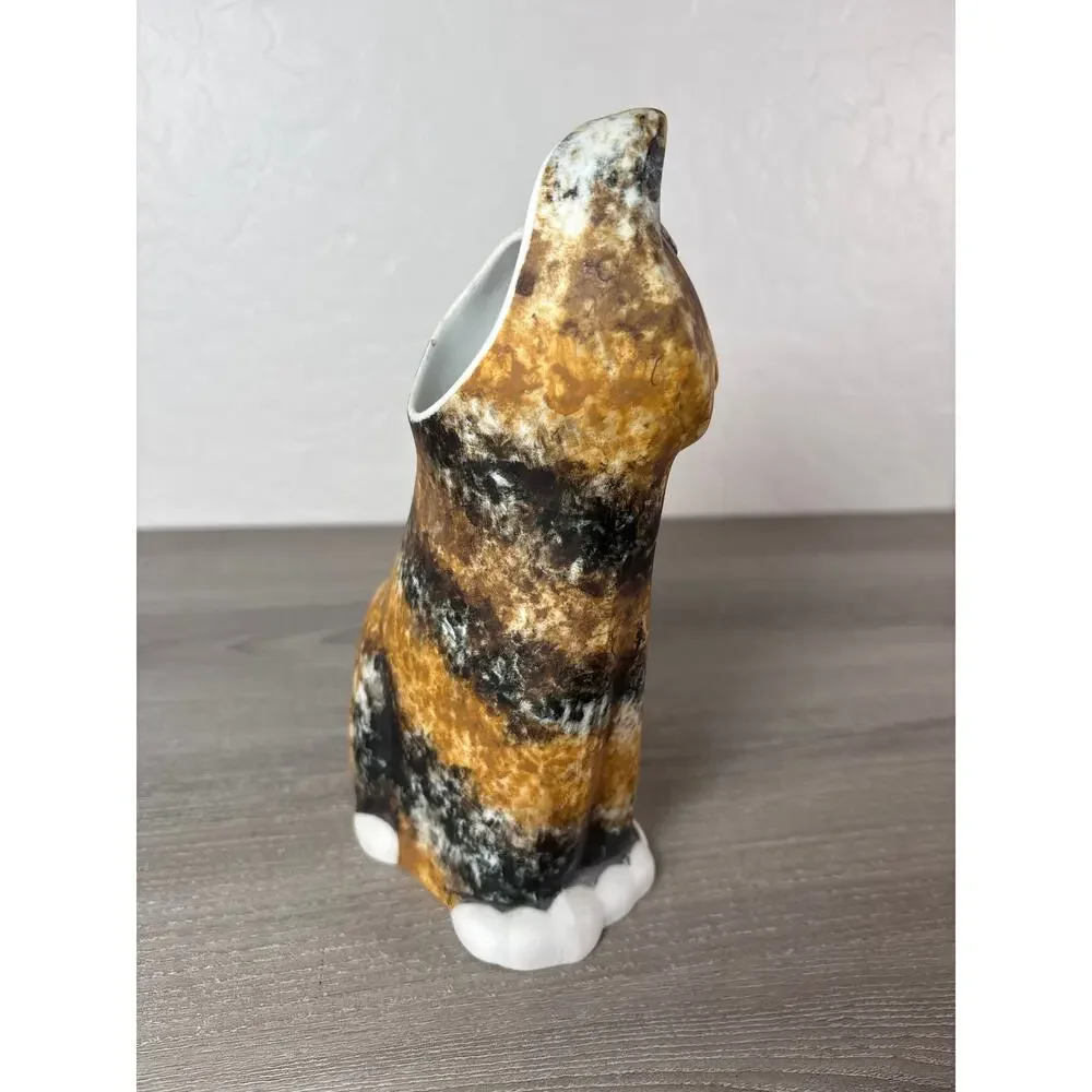 Calico CAT Ceramic‎ Vase / Figurine by Dalton Pottery Studio Scotland